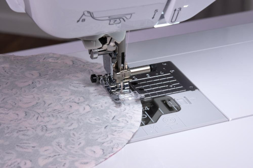 Baby Lock Luna Sewing and Embroidery Machine Curve